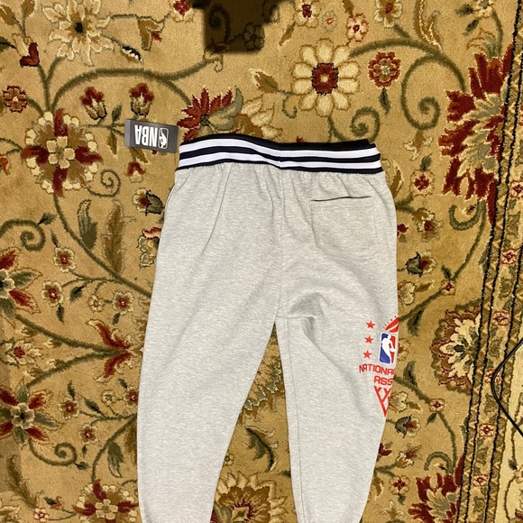 NBA  joggers size M deadstock - Picture 3 of 4